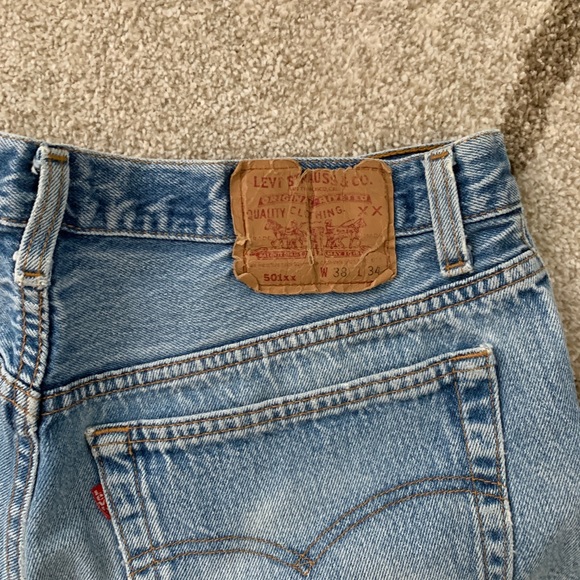 Vintage Levi’s Cutoff 501 Light Denim Shorts Button Fly - Picture 5 of 11